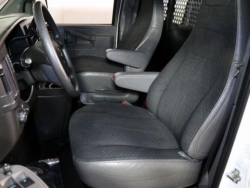 2023 GMC Savana 2500 Work Van