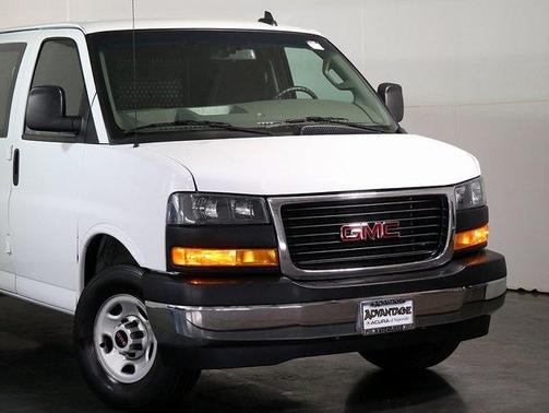 2023 GMC Savana 2500 Work Van