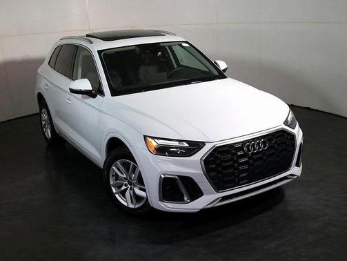 2024 Audi Q5 45 S line quattro Premium