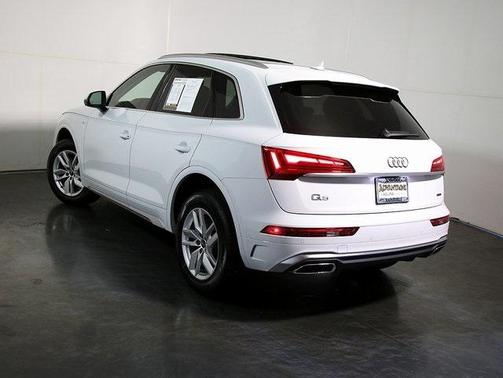 2024 Audi Q5 45 S line quattro Premium