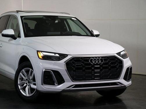 2024 Audi Q5 45 S line quattro Premium