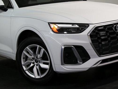 2024 Audi Q5 45 S line quattro Premium