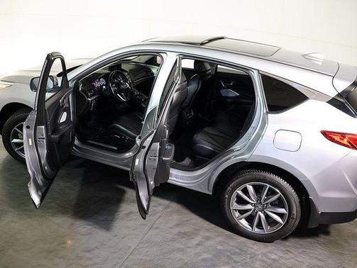Lunar Silver Metallic 2020 Acura RDX Technology Package