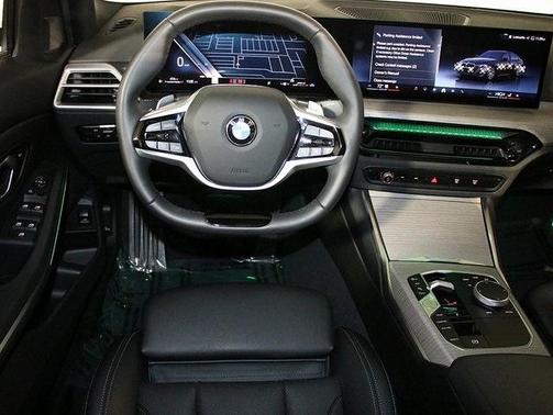 2025 BMW 330 i xDrive