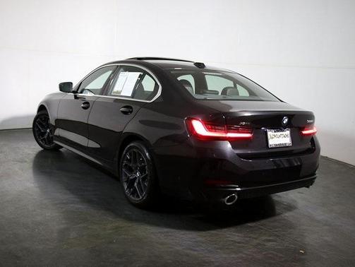 2025 BMW 330 i xDrive