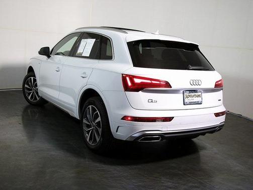 2024 Audi Q5 45 S line quattro Premium