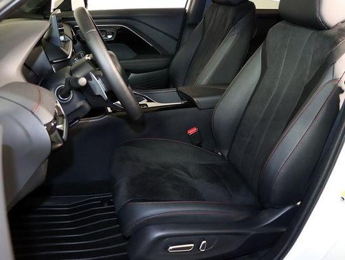 Platinum White Pearl 2025 Acura ADX A-Spec