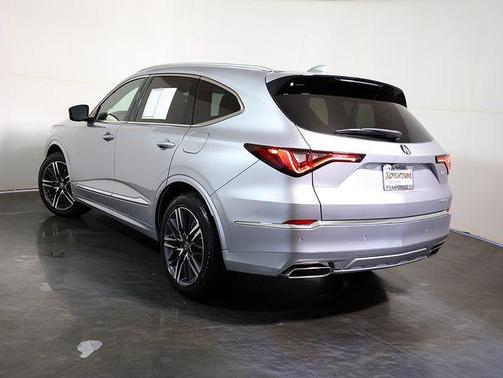 Liquid Carbon Metallic 2026 Acura MDX Advance Package