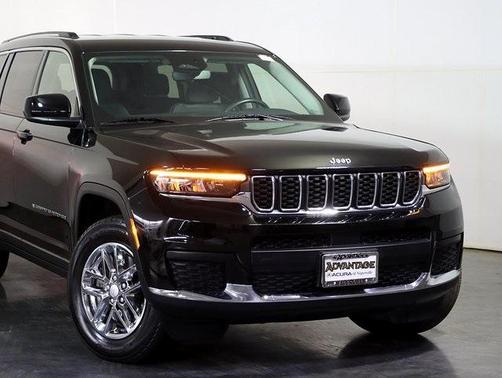 2022 Jeep Grand Cherokee L Laredo