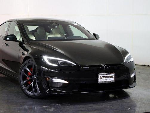 2023 Tesla Model S Plaid