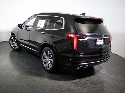 2024 Cadillac XT6 Premium Luxury AWD
