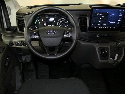 2023 Ford E-Transit Base