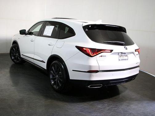 Platinum White Pearl 2026 Acura MDX A-Spec