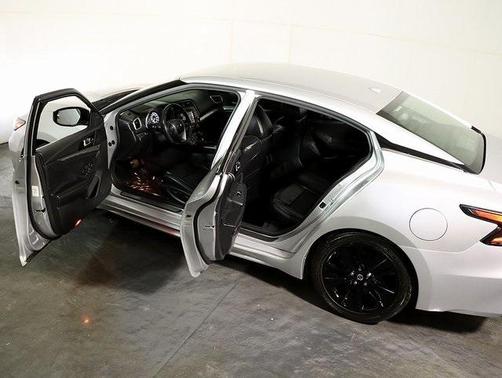 2021 Nissan Maxima SV