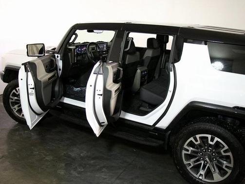 2025 GMC HUMMER EV SUV 2X