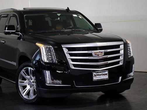2020 Cadillac Escalade Luxury