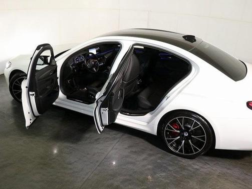 2023 BMW M5 Base