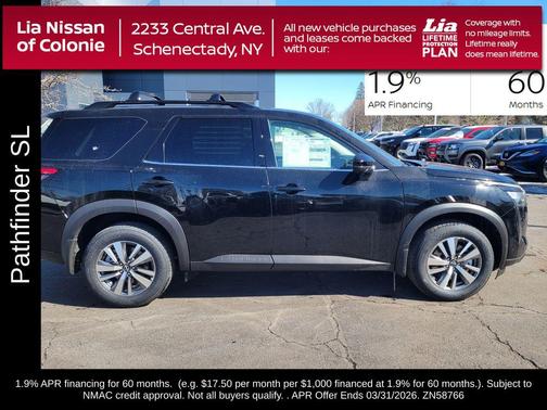 2026 Nissan Pathfinder SL