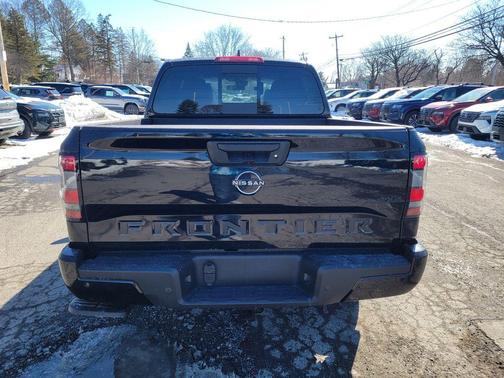 Super Black 2026 Nissan Frontier SV