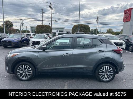 2024 Nissan Kicks SV