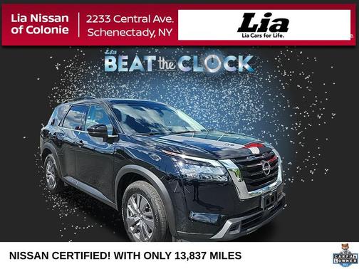 2025 Nissan Pathfinder SV 4WD