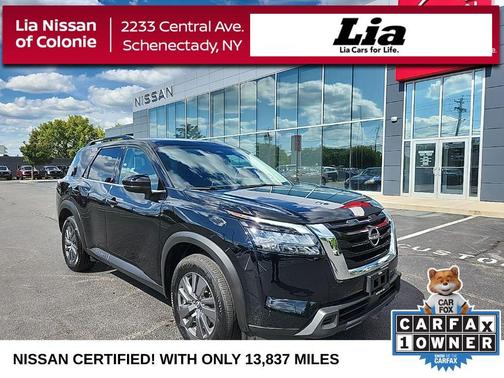 2025 Nissan Pathfinder SV 4WD