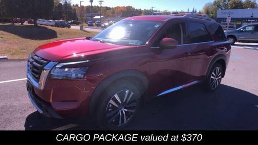 2025 Nissan Pathfinder Platinum 4WD