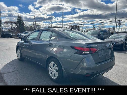 2025 Nissan Versa 1.6 S