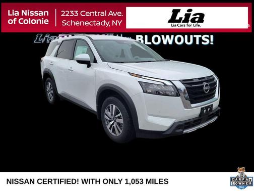 2025 Nissan Pathfinder SL 4WD