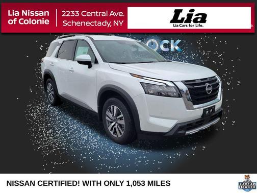2025 Nissan Pathfinder SL 4WD