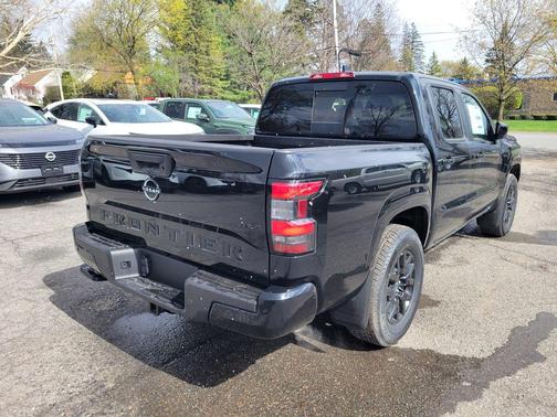 Super Black 2026 Nissan Frontier SV