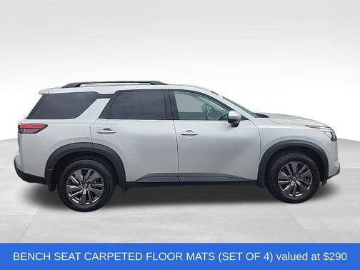 Brilliant Silver Metallic 2024 Nissan Pathfinder SV 4WD