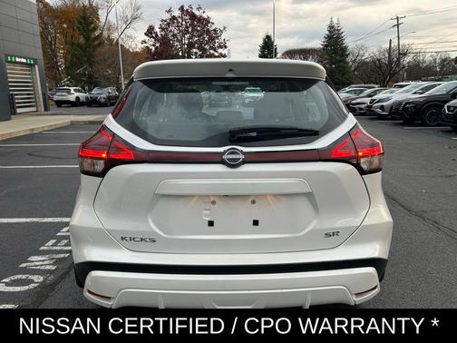 2024 Nissan Kicks SR