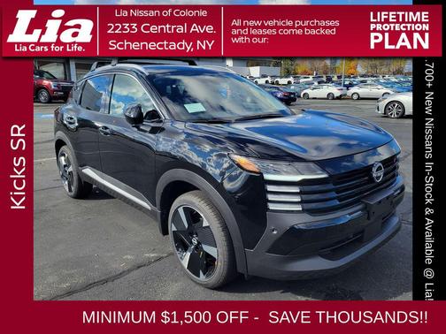 Super Black 2026 Nissan Kicks SR