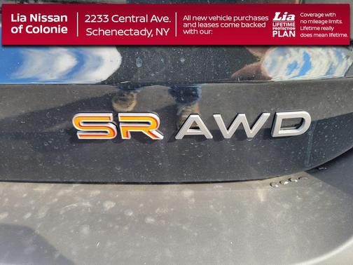 Super Black 2026 Nissan Kicks SR