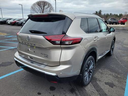 2025 Nissan Rogue Platinum
