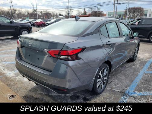 2025 Nissan Versa 1.6 SV