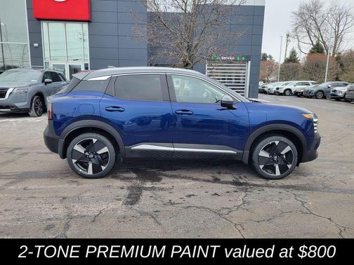 2025 Nissan Kicks SR