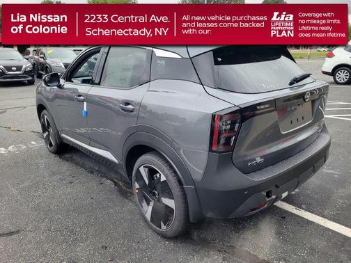 Gun Metallic 2026 Nissan Kicks SR