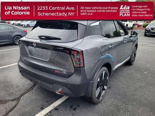 Gun Metallic 2026 Nissan Kicks SR