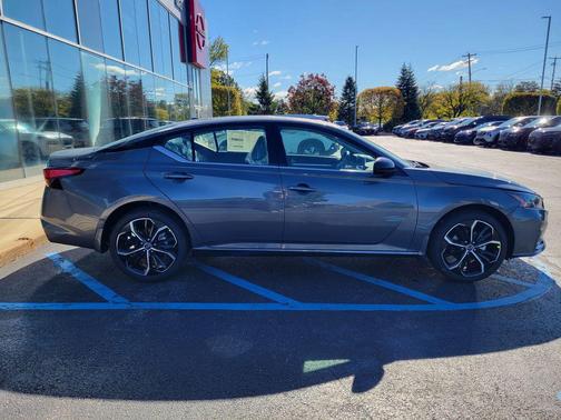 2025 Nissan Altima SR AWD