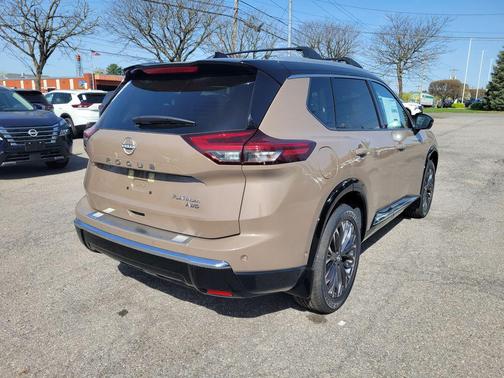 2025 Nissan Rogue Platinum