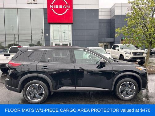 Super Black 2025 Nissan Rogue SV