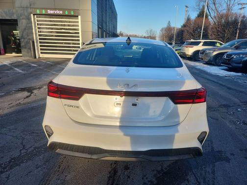 2023 Kia Forte LXS
