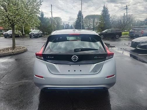 2022 Nissan Leaf SV PLUS 62 kWh