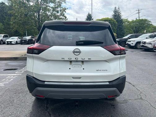 Pearl White Tricoat 2023 Nissan Rogue SV
