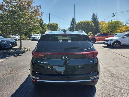 2020 Kia Sportage EX