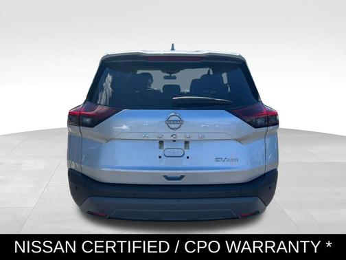 Brilliant Silver Metallic 2023 Nissan Rogue SV