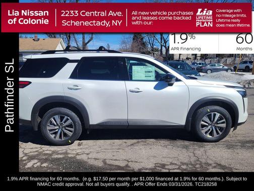 2026 Nissan Pathfinder SL