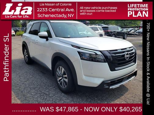 2025 Nissan Pathfinder SL 4WD